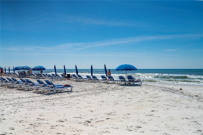 Building Photo - 17784 Front Beach Rd