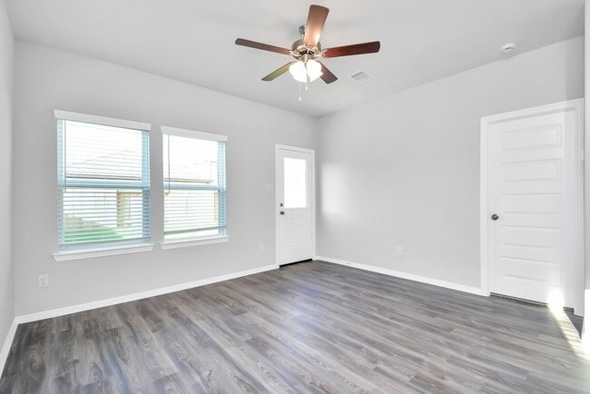Building Photo - 23255 Wise Walk Dr