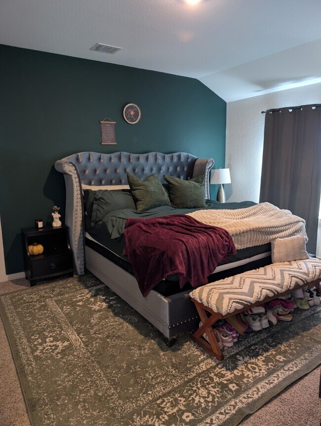 Building Photo - 14914 Cold Water Dr