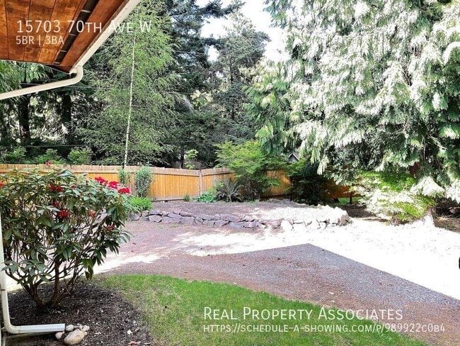 Building Photo - 15703 70th Ave W