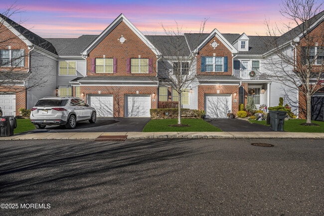 Building Photo - 82 Demarest Dr