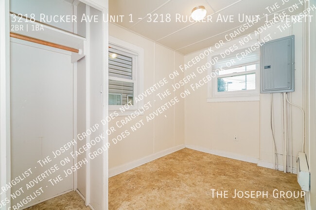 Building Photo - 3218 Rucker Ave
