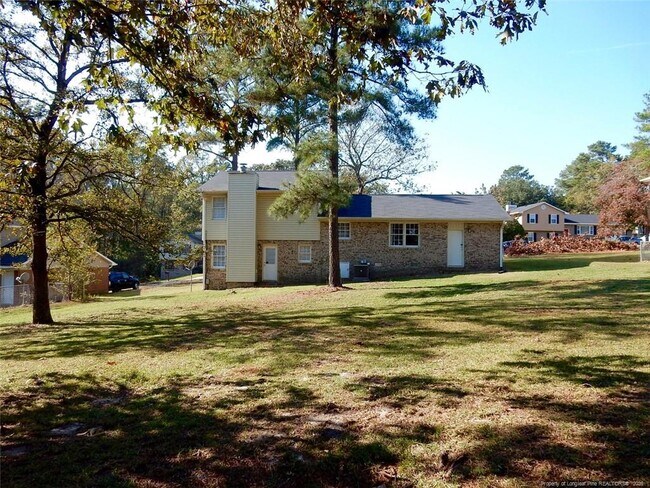 Building Photo - 1113 Oakstone Dr