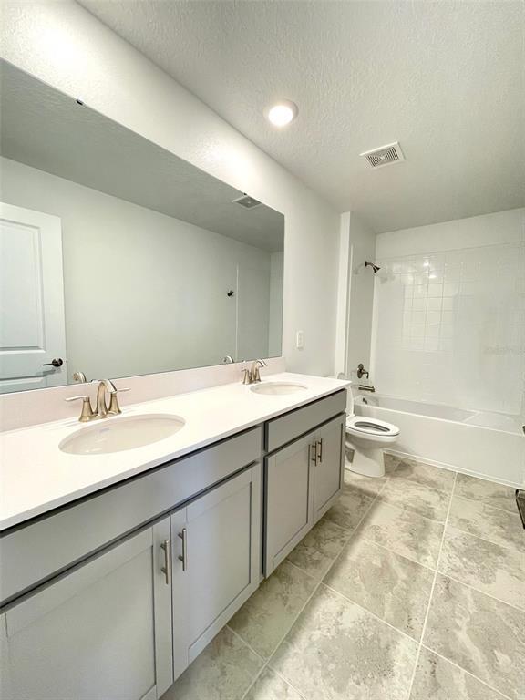 Building Photo - 11432 Rhyme Ave