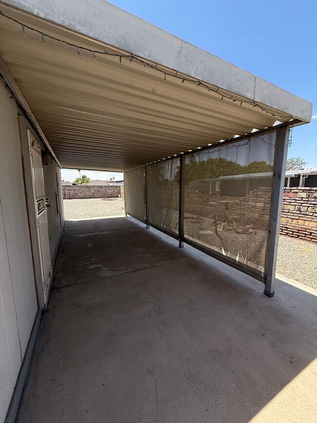 Building Photo - Two Bedroom Double Wide in the Fortuna Foothills!