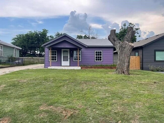 Primary Photo - 824 NW 45th St