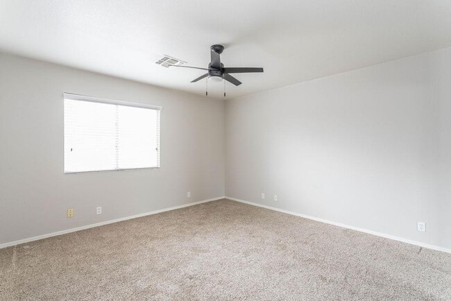 Building Photo - 7650 E Williams Dr