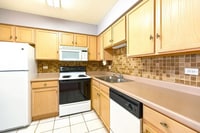 Building Photo - 219 W Ct of Shorewood