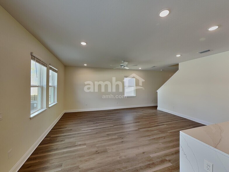 Building Photo - 2538 Feather Crst Dr