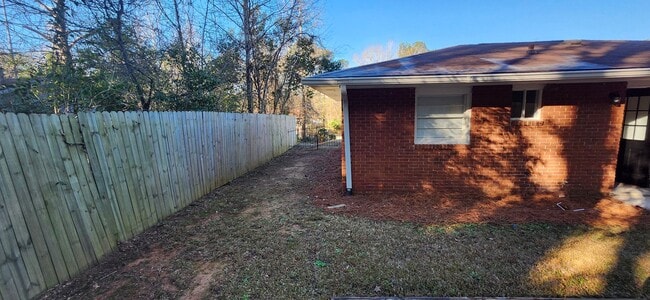 Building Photo - 3 Bedroom Home in Columbus, GA