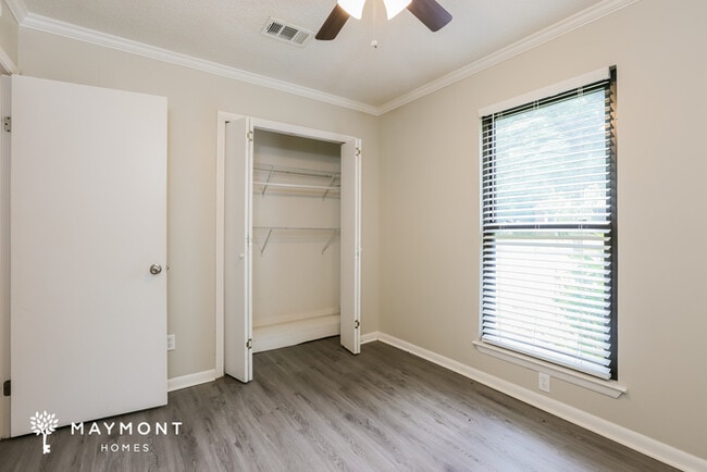 Building Photo - 10501 Laddie Dr