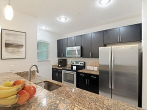 Building Photo - Citrus Run
