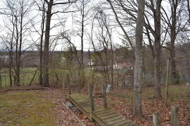 Building Photo - 1812 Gardenspring Dr