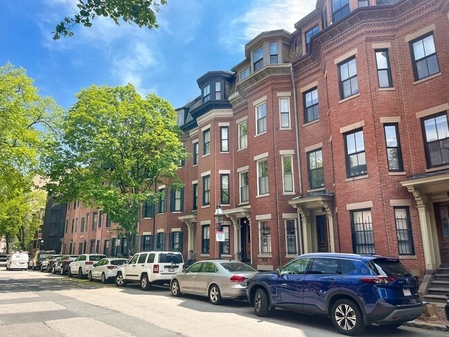 Building Photo - 38 Appleton St