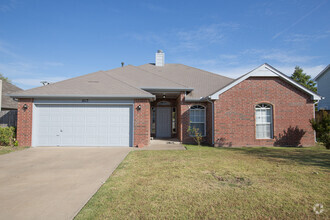 Building Photo - 3 Bed, 2 Bath In Owasso School District