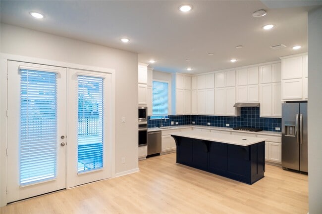 Building Photo - 6519 Bramble Cv Ln