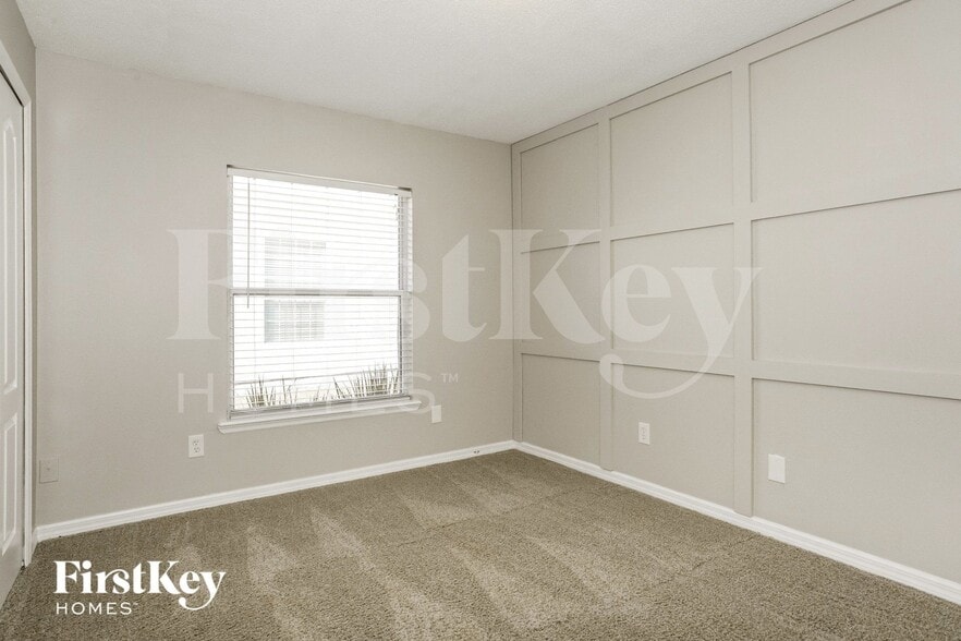 Building Photo - 1689 Austin Ln