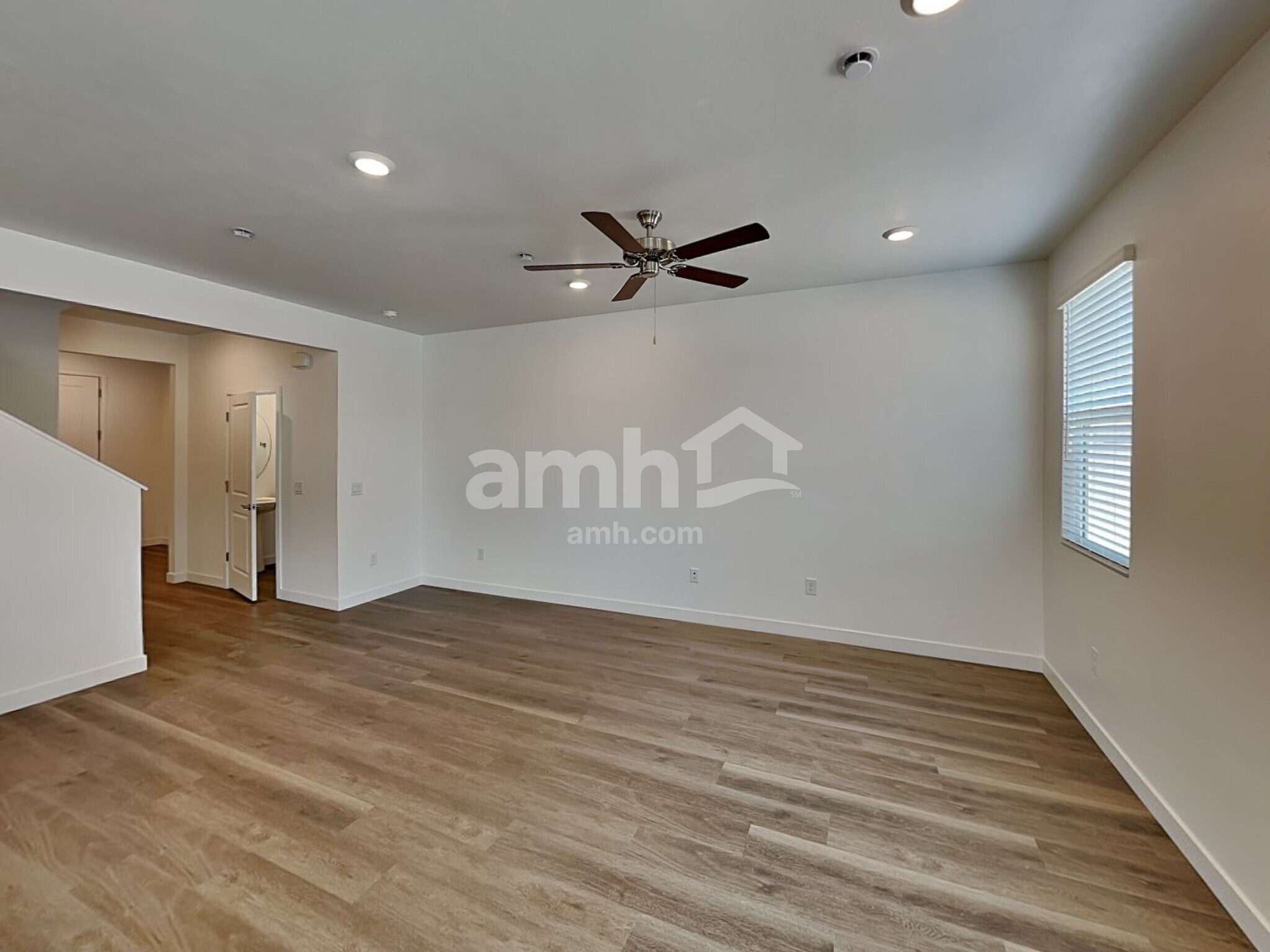 Building Photo - 6521 E Paseo Alga