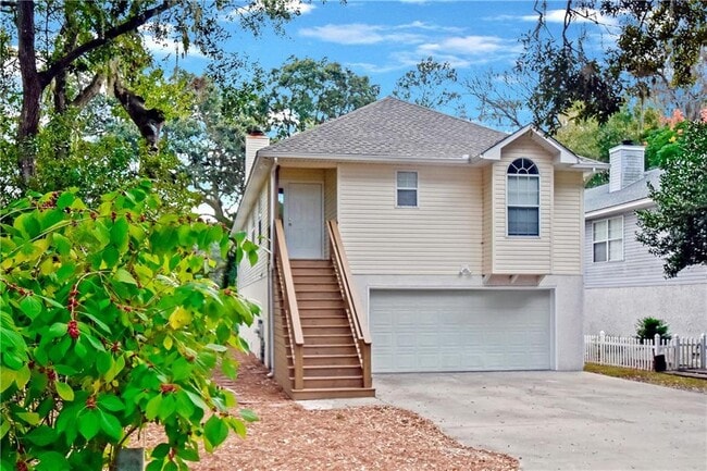 Building Photo - 509 Cedar St