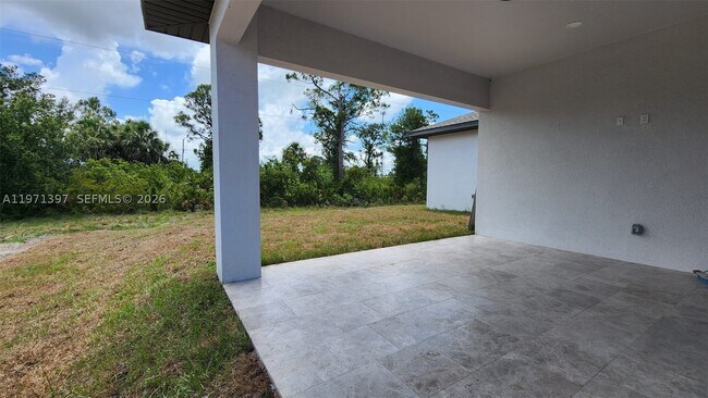 Building Photo - 47 Brig Cir E