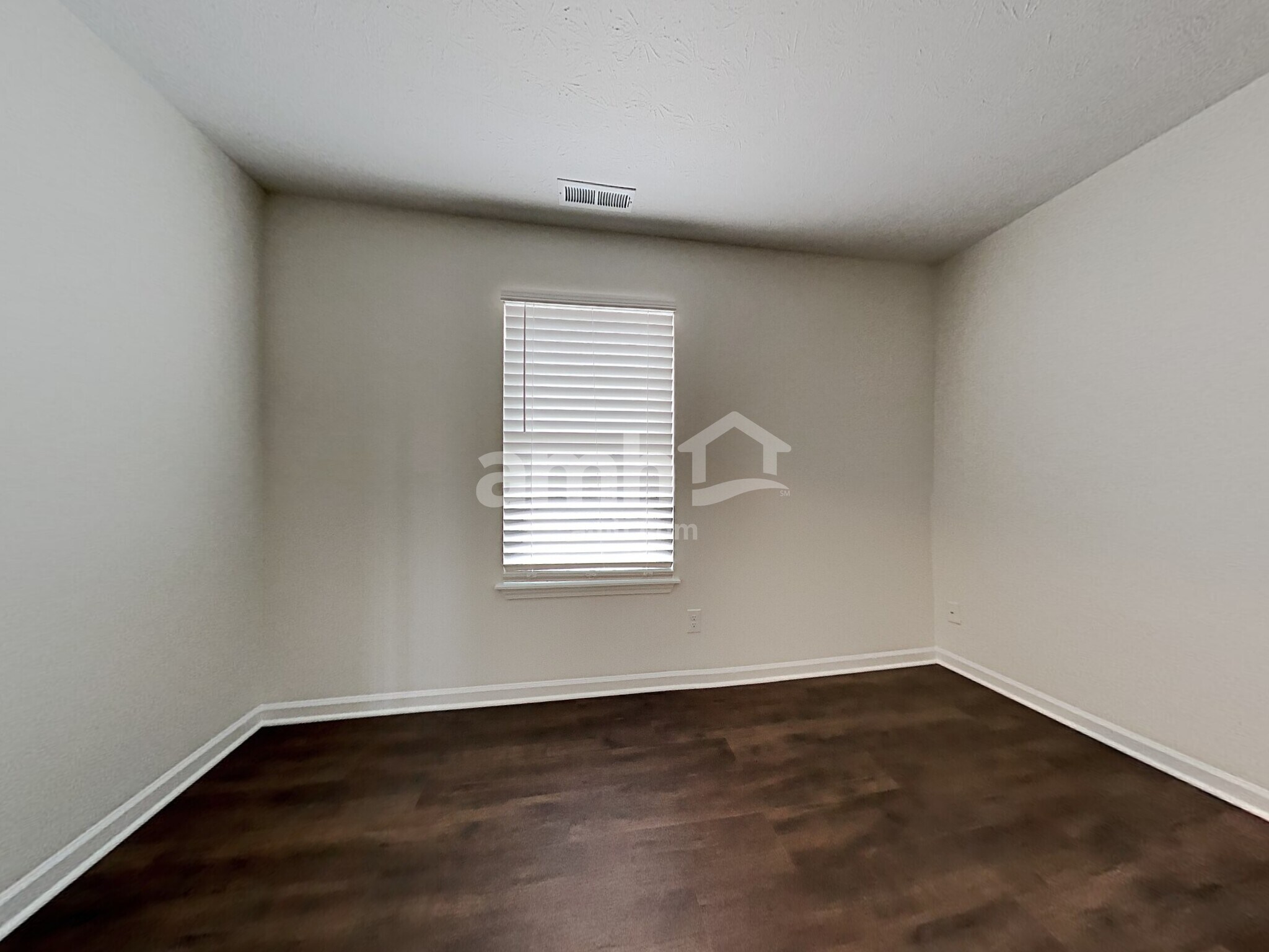 Building Photo - 6581 Daisy Hill Ct