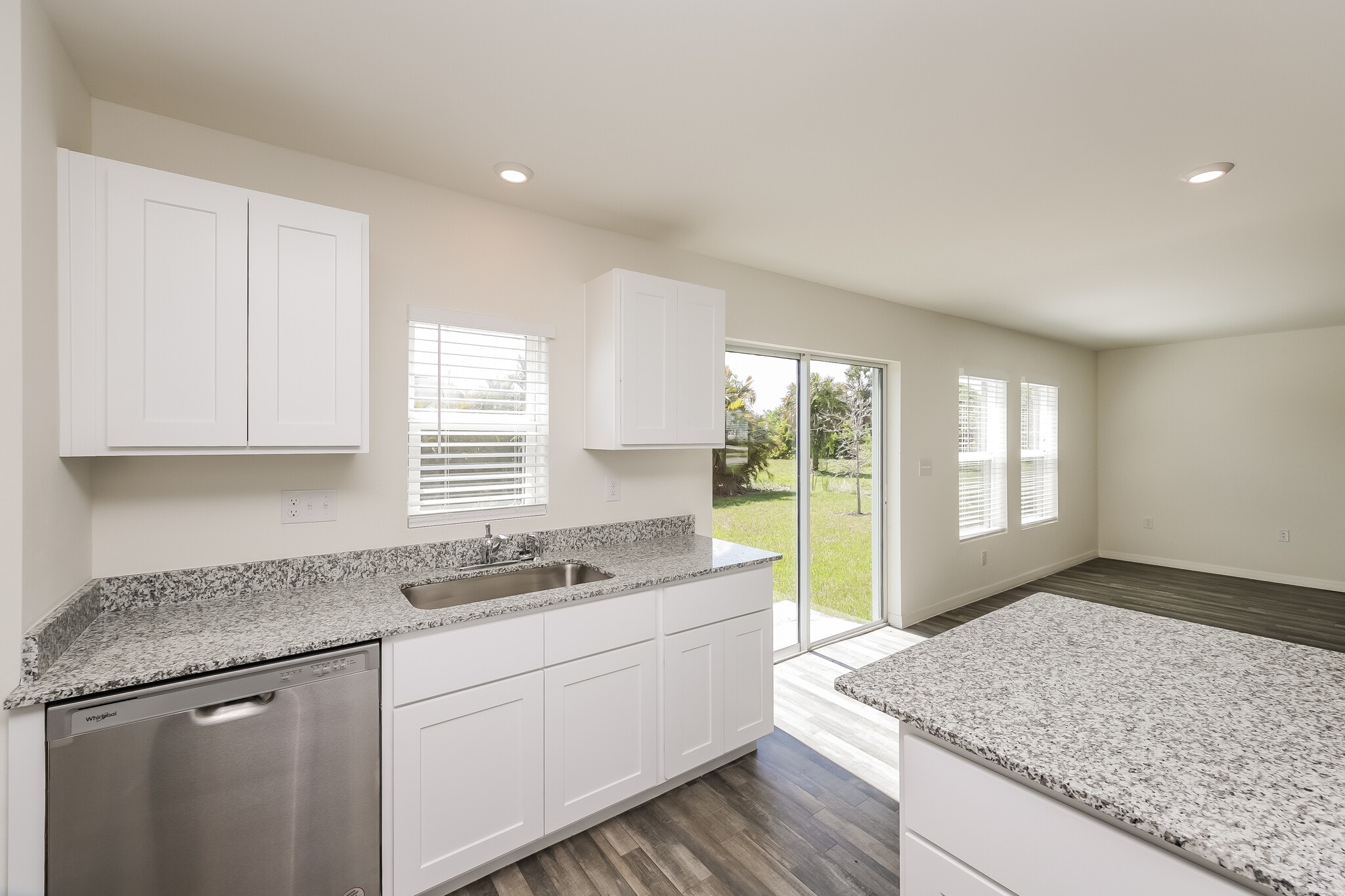 Building Photo - 4012 W Gator Cir