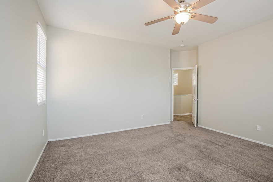 Building Photo - 5736 Adanon St