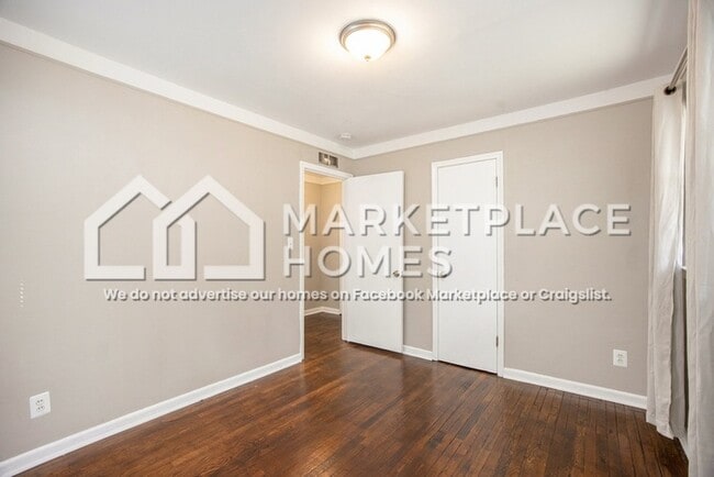 Building Photo - 8147 Prospect Ave