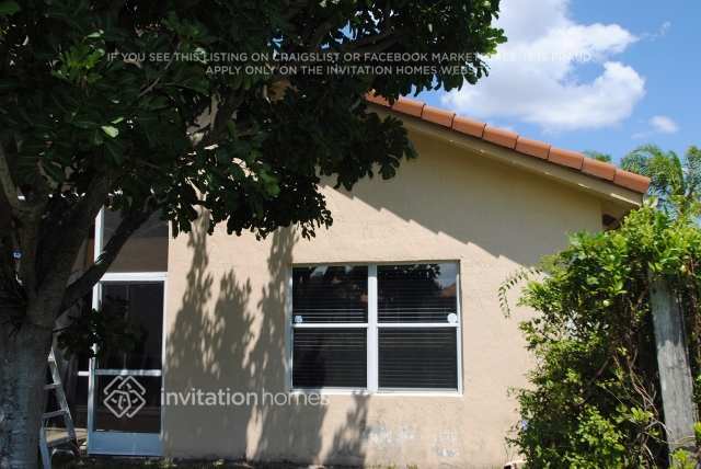 Building Photo - 12451 Pleasant Green Way