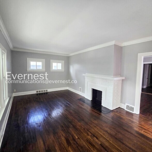 Building Photo - 3411 Beechwood Ave