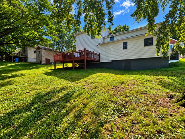 Building Photo - 10365 Lilac St