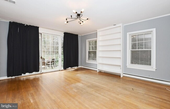 Building Photo - 4509 Ellicott St NW