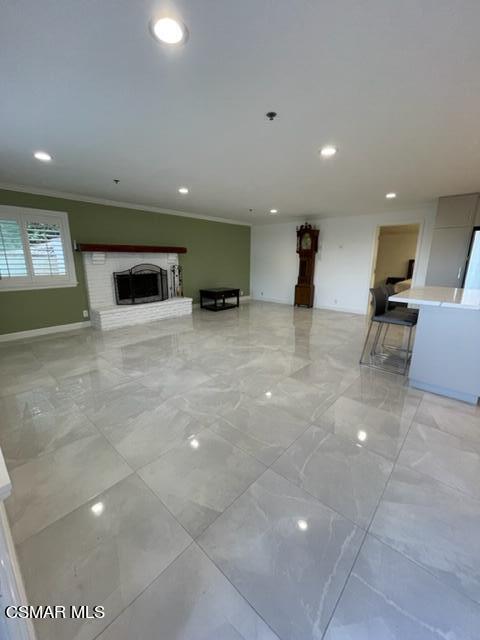 Building Photo - 7869 Mesa Dr