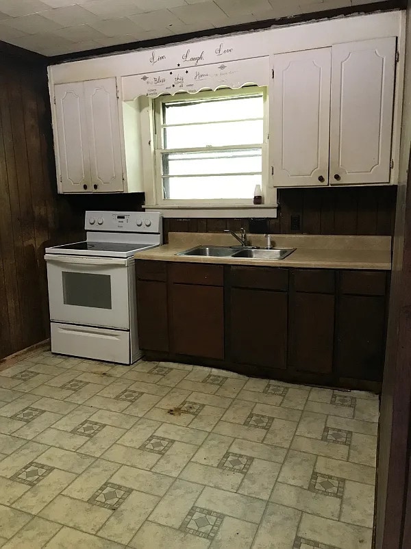 Building Photo - 2 Bedroom 1 Bathroom