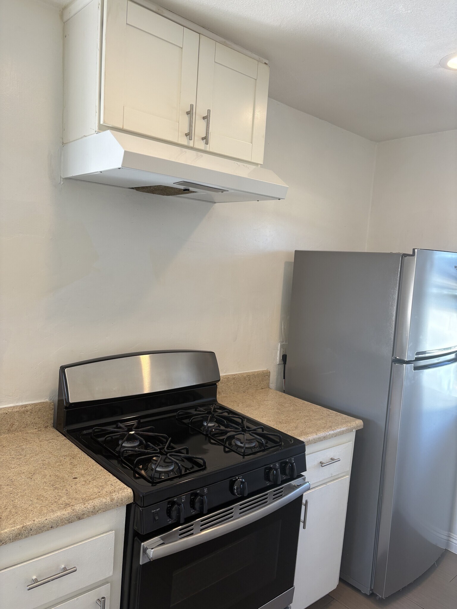 Building Photo - 7702 Chapman Ave