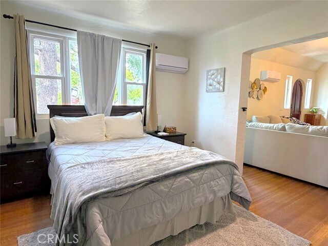 Building Photo - 522 Westminster Ave