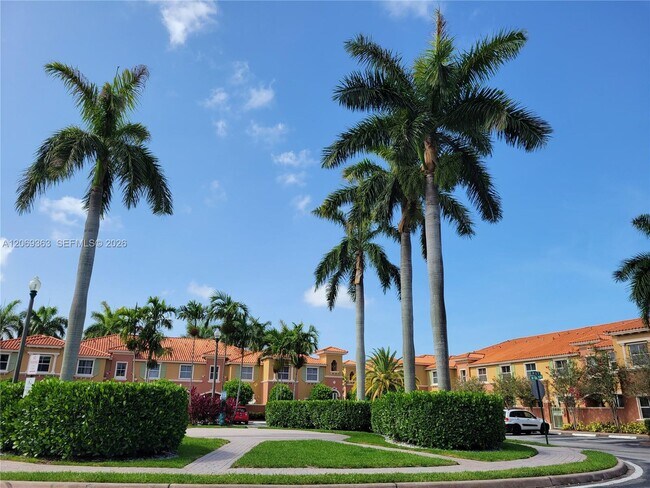 Building Photo - 10645 SW 8th St