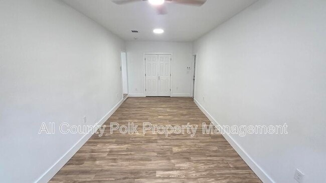 Building Photo - 2704 Homer Cir