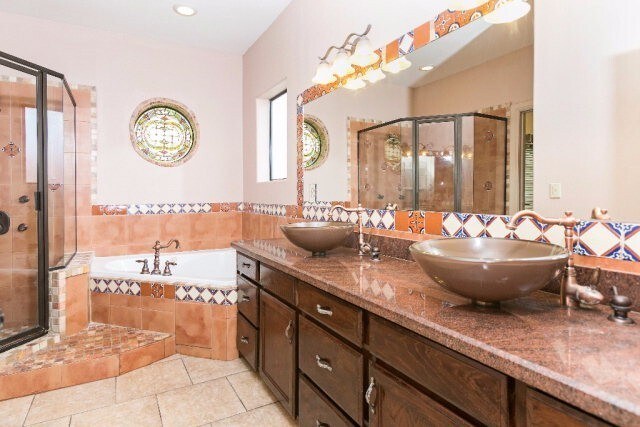 Building Photo - 4Bed/3.5Bath WITH A POOL Now available in Mcallen TX