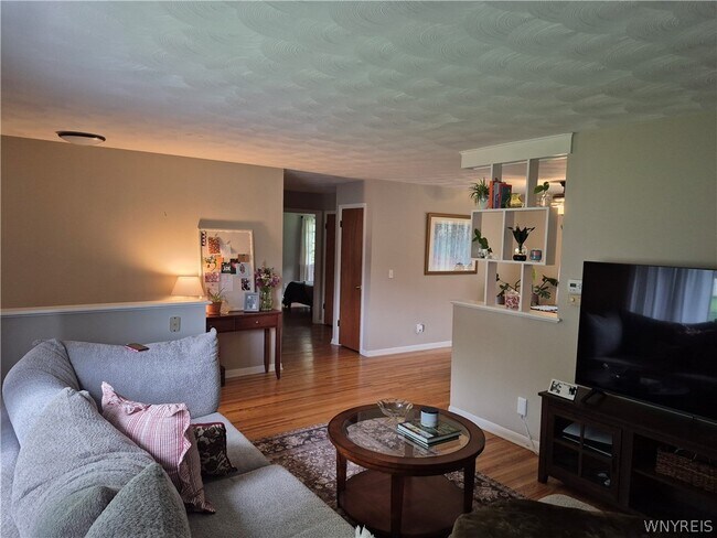 Building Photo - 66 Landau Dr