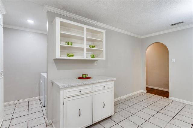 Building Photo - 1708 Hendrick Dr