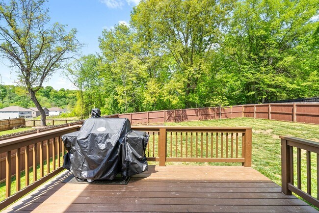 Building Photo - 177 Bonnell Dr