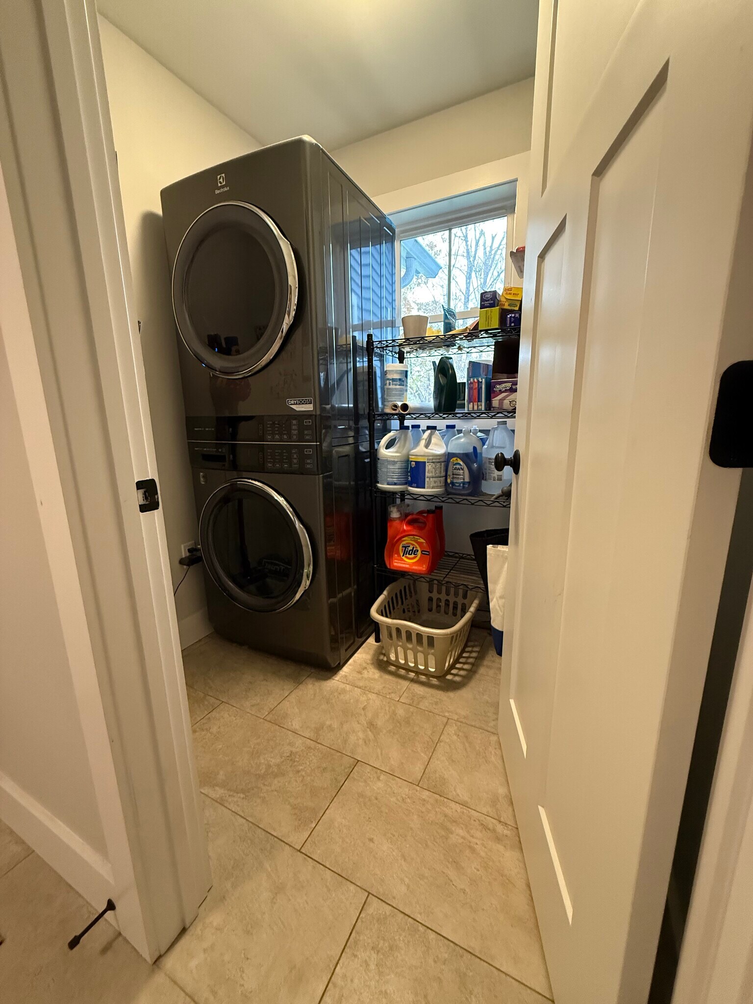 Building Photo - 65 Birch Trl