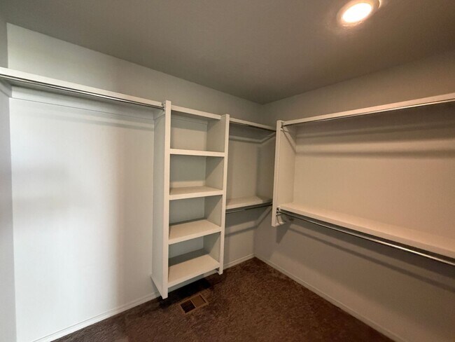 Building Photo - 3 Bedroom New Build Town Home in Mesa Del Sol Near Netflix Studios!