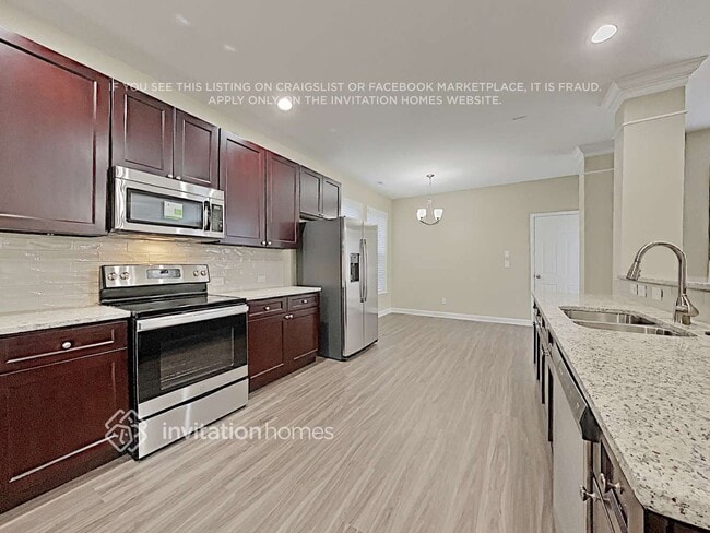 Building Photo - 18610 The Commons Blvd