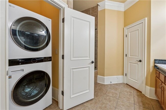 Building Photo - 1220 State St NW