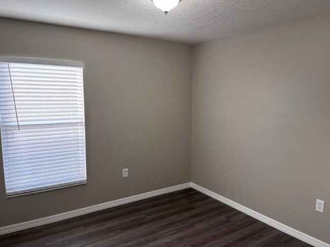 Building Photo - 4517 Piedmont St