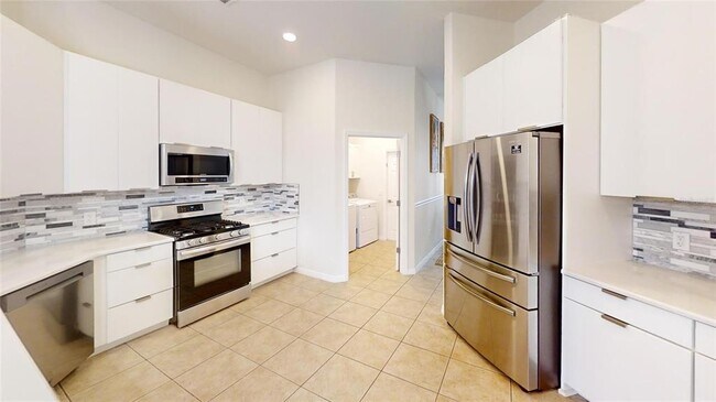 Building Photo - 8328 SW 84th Place Rd