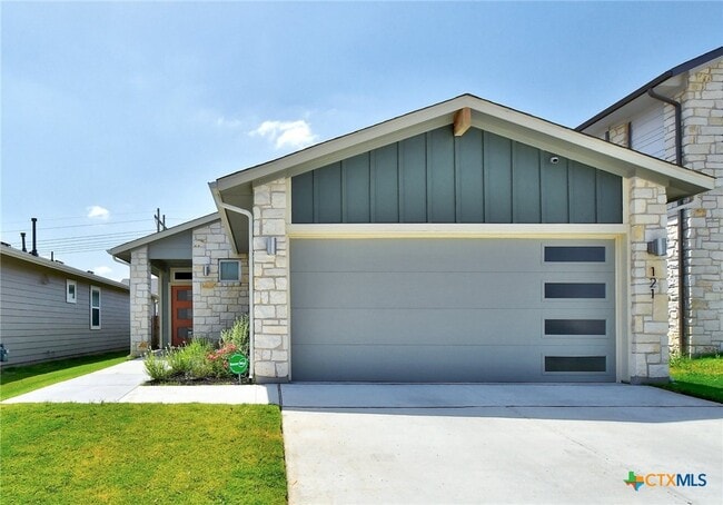 Building Photo - 121 Fairfax Ave