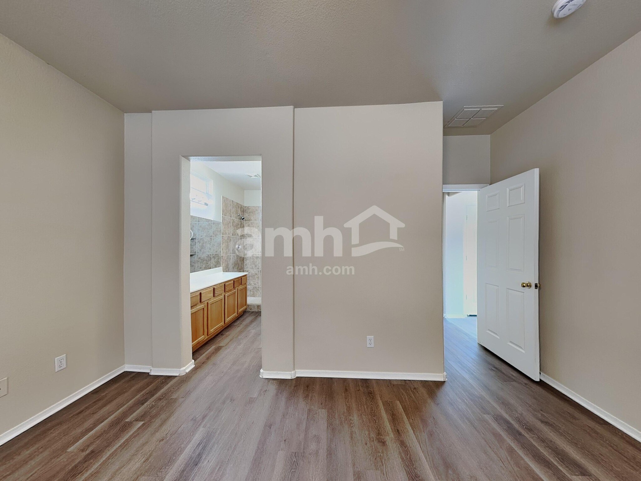 Building Photo - 3506 N 130th Ave